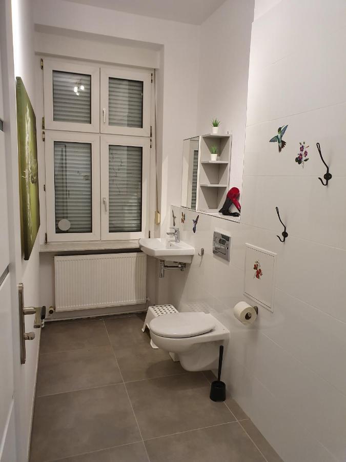 Central Lichtenberger Apartment For 6 People Берлин Экстерьер фото